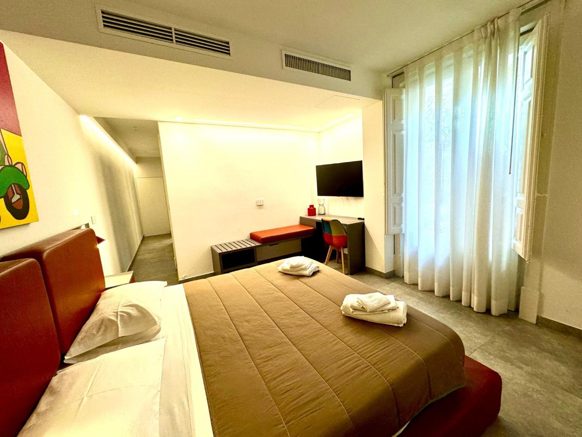 Cortile Nobile Luxury Suites Aeroporto di Catania Fontana Rossa Esterno foto